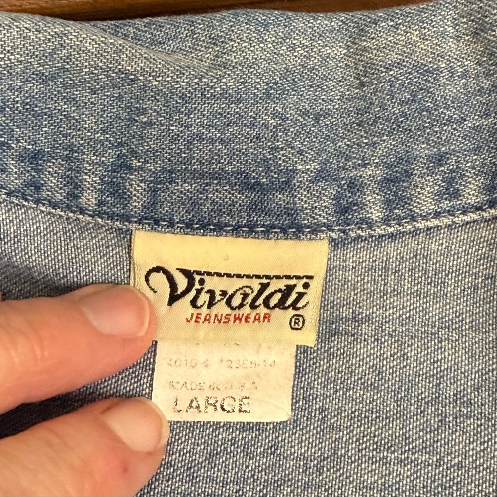 Vivaldi Jeanswear Floral Embroidered Denim Button Down Shirt Large Vintage - Picture 6 of 8